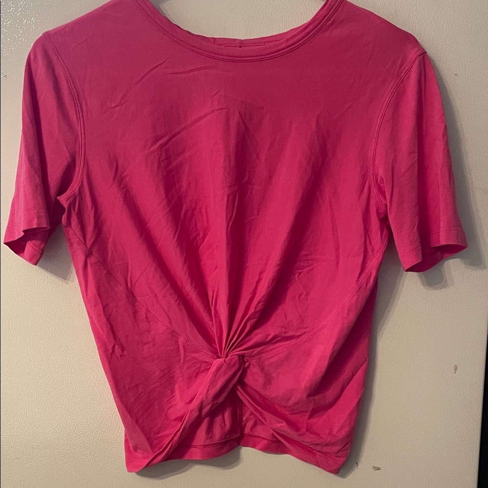 Lululemon Pink Women's Top No Size‎ Tag